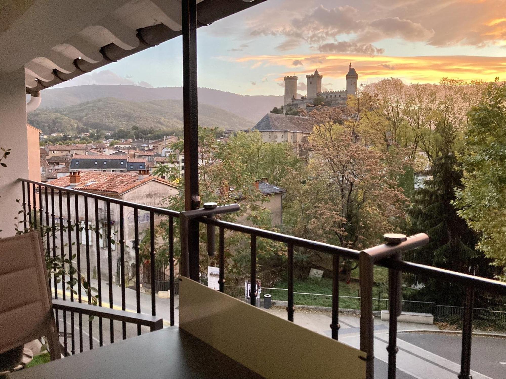 Aux 4 Logis Appart-Hotel - Studio Le Roof - Une Vue Splendide - Petit Dejeuner Inclus 1Ere Nuit Foix Exterior foto